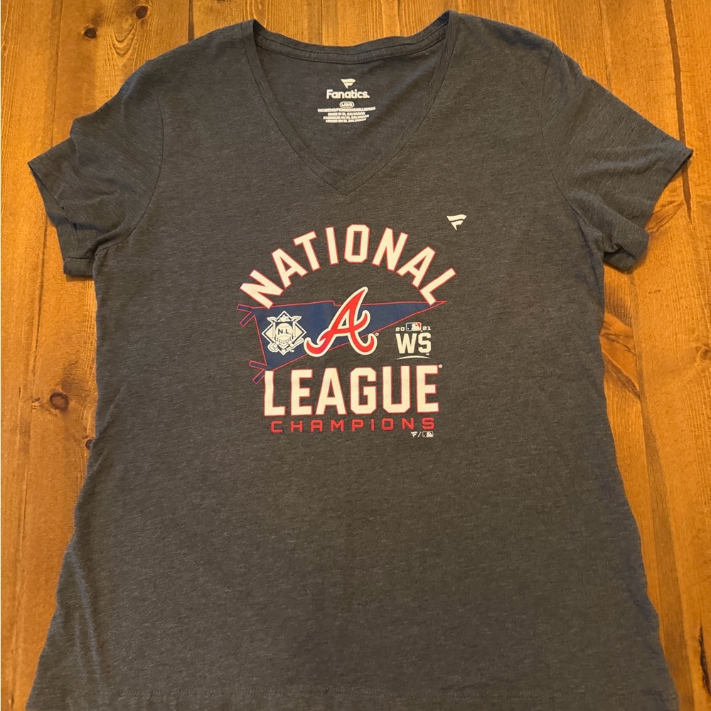 Atlanta Braves Fanatics Branded Women’s Shirt